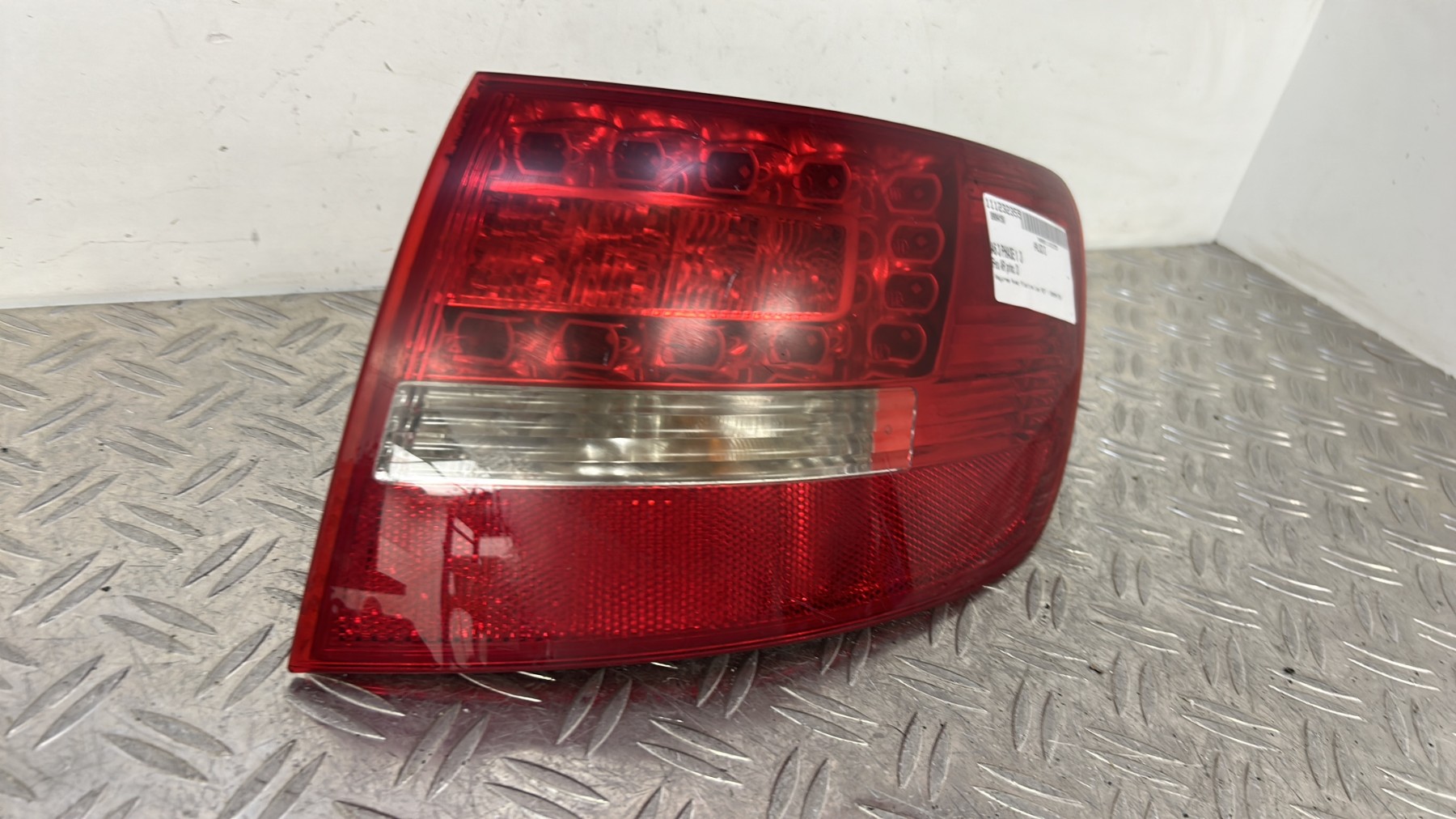 Feu arriere principal droit (feux) AUDI A6 3 PHASE 1 89094150