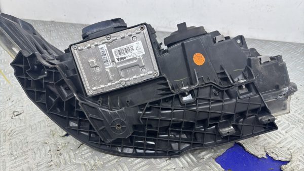 Optique avant principal gauche (feux)(phare) RENAULT  8200354740