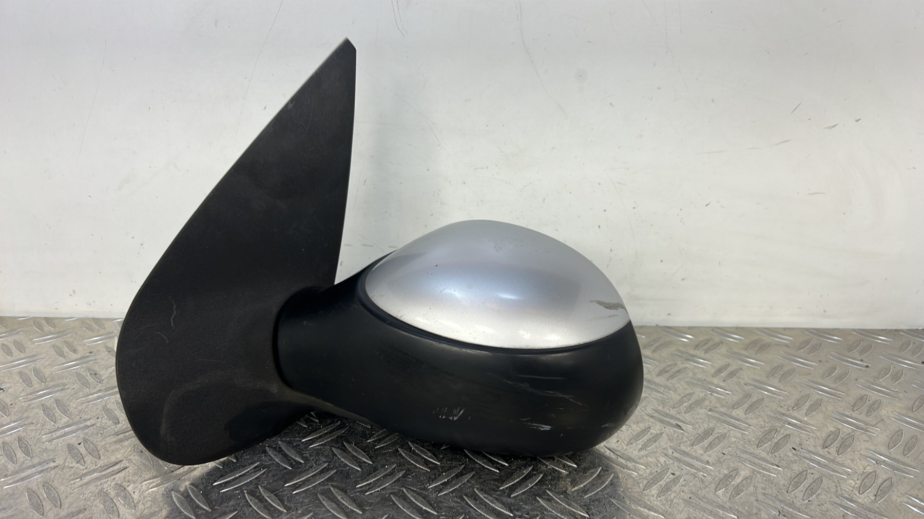 Retroviseur gauche PEUGEOT 206 PHASE 1 CP6465000