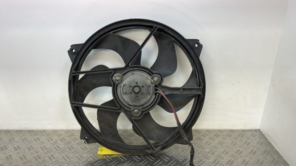Moto ventilateur radiateur CITROEN C4 1 PHASE 1 1831294116D