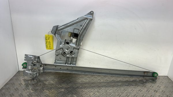Leve vitre electrique avant droit MERCEDES SPRINTER 2 PHASE 1 A9067200146