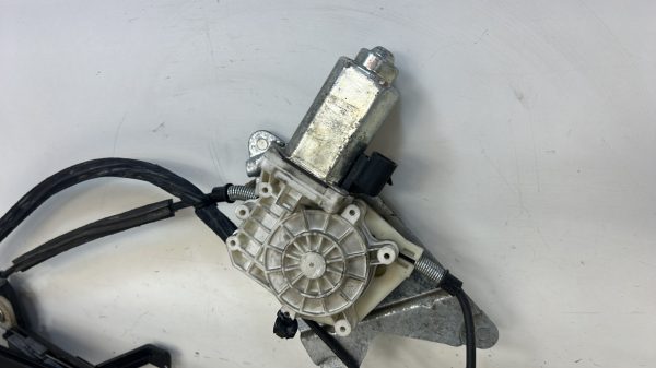 Leve vitre electrique avant gauche FORD STREETKA CABRIOLET 1364136
