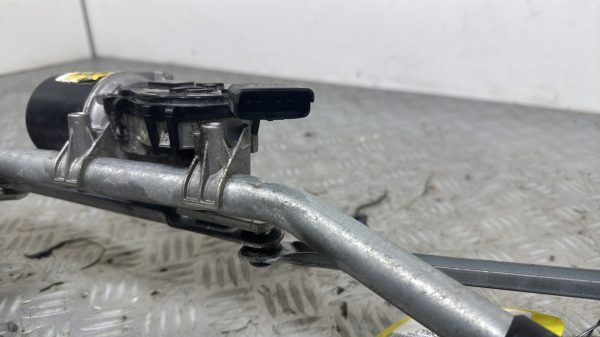 Moteur essuie glace avant RENAULT MEGANE 3 PHASE 1 COUPE W000007226