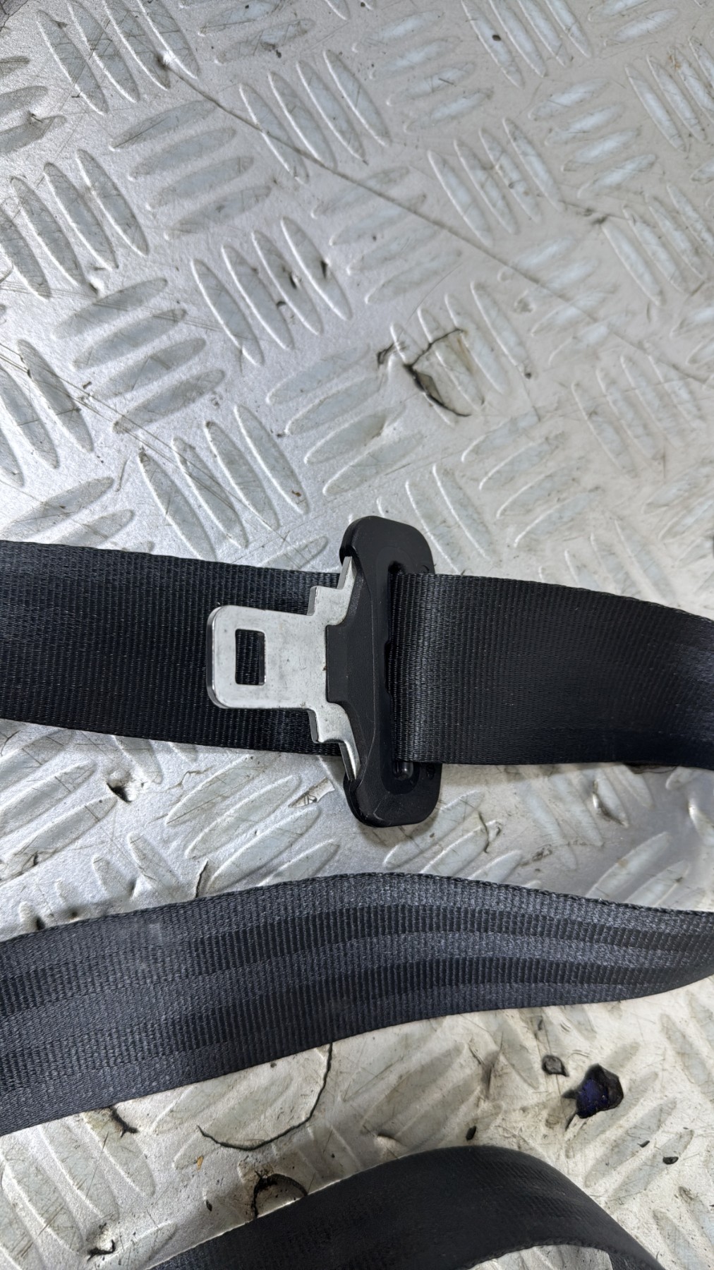 Ceinture arriere droit RENAULT MEGANE 3 PHASE 1 COUPE 888400026R