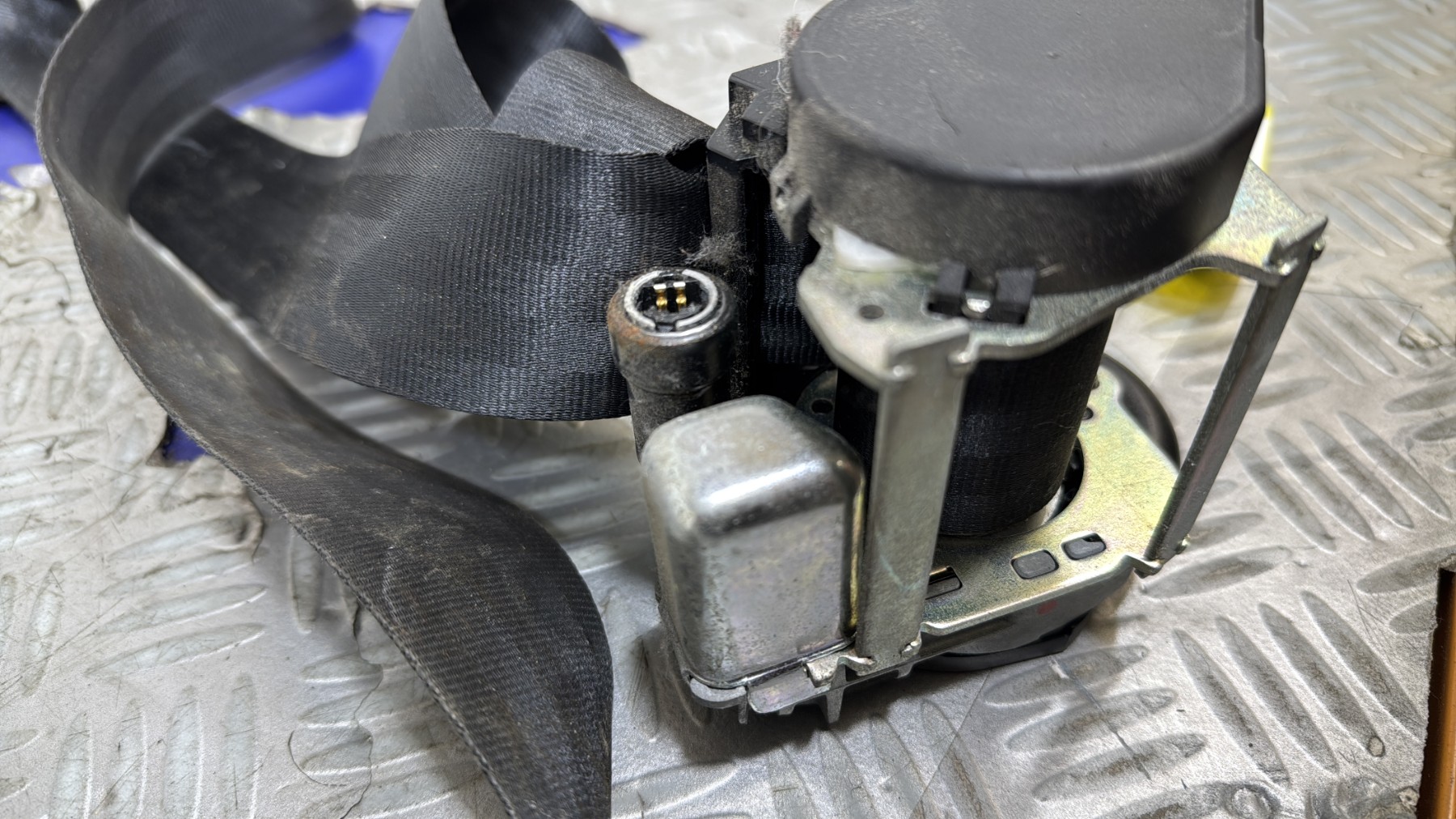 Ceinture avant gauche RENAULT MEGANE 3 PHASE 1 COUPE 868840009R