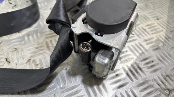 Ceinture arriere gauche RENAULT MEGANE 3 PHASE 1 COUPE 888400026R