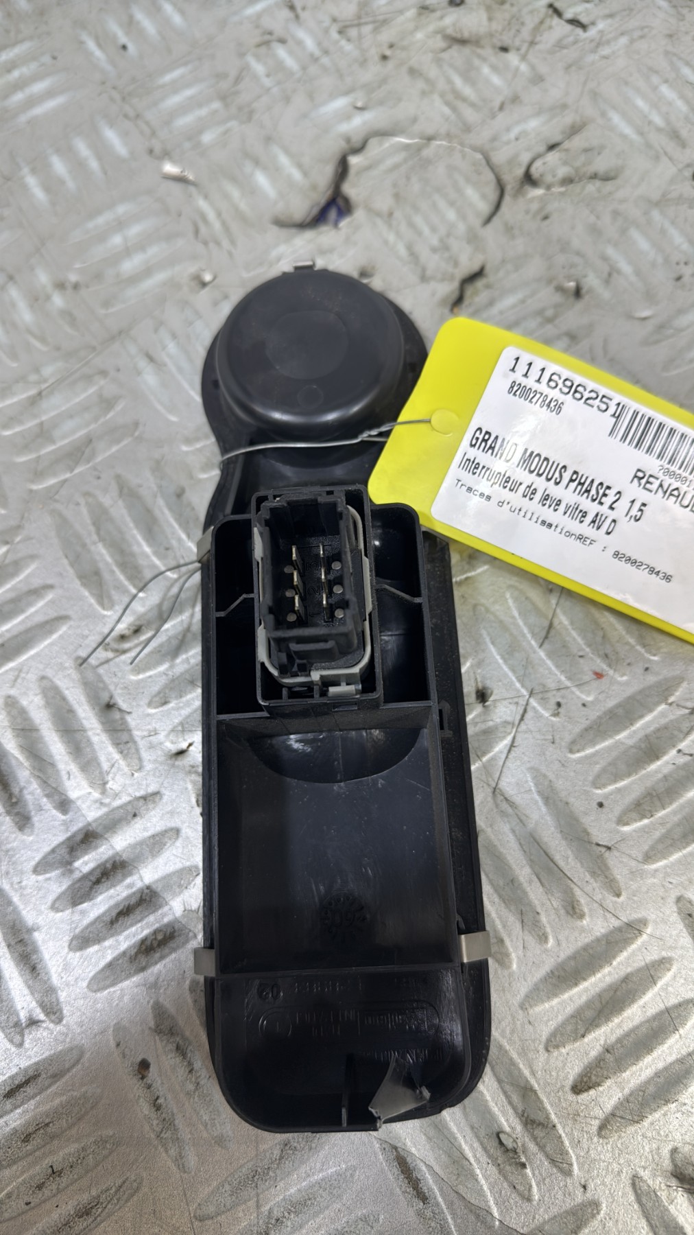Interrupteur de leve vitre avant droit RENAULT GRAND MODUS PHASE 2 8200278436