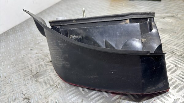 Feu arriere principal gauche (feux) RENAULT GRAND MODUS PHASE 2 8200658411R