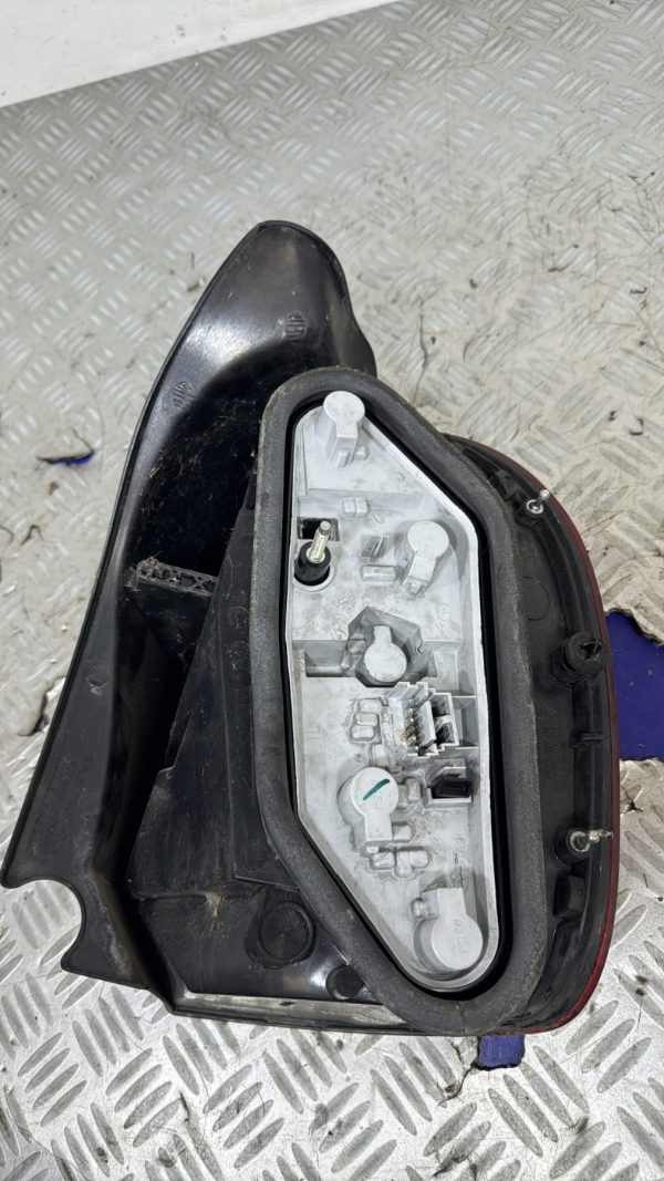 Feu arriere principal gauche (feux) RENAULT GRAND MODUS PHASE 2 8200658411R