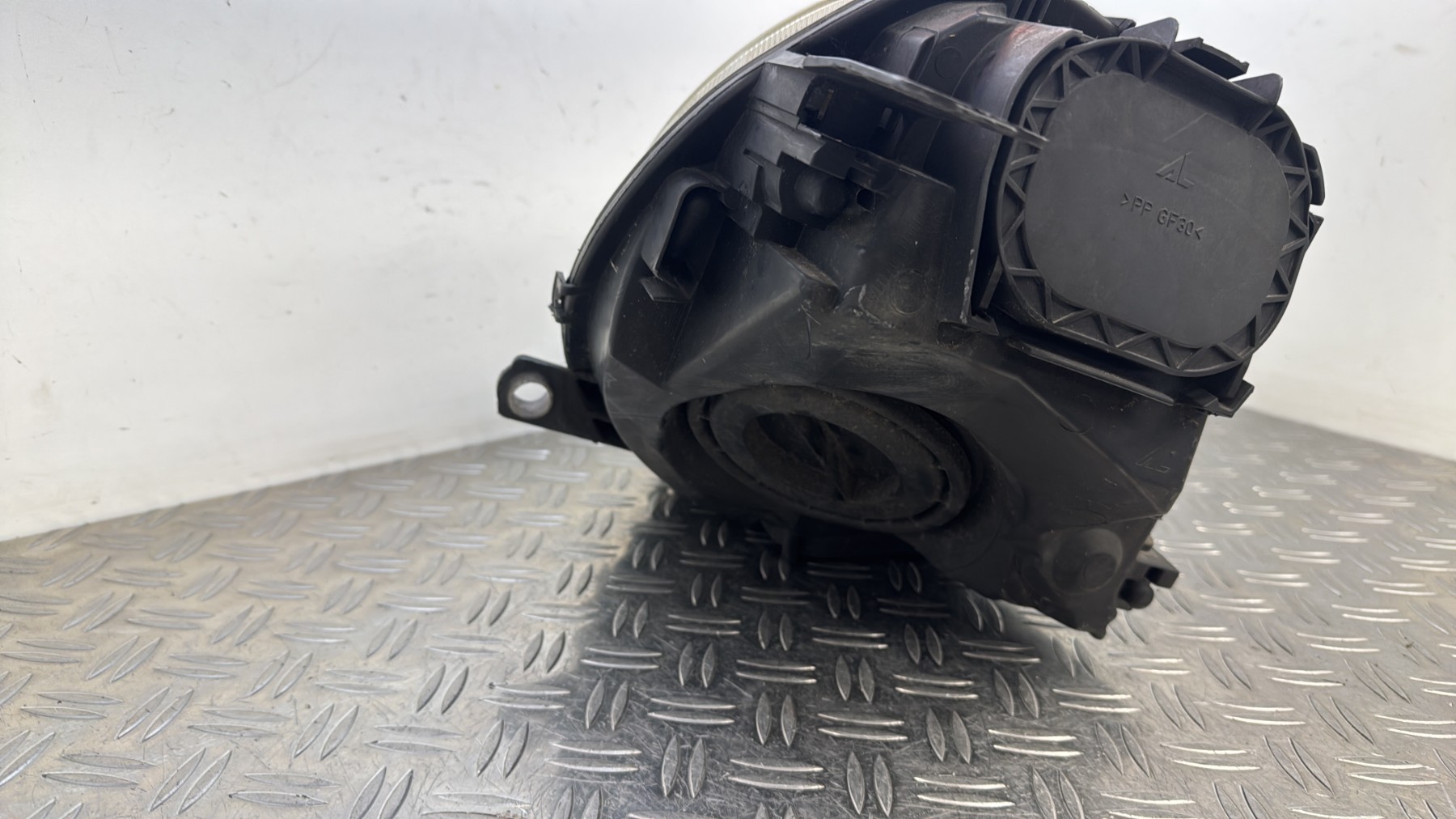 Optique avant principal gauche (feux)(phare) MINI MINI 2 R56 PHASE 1 301225301