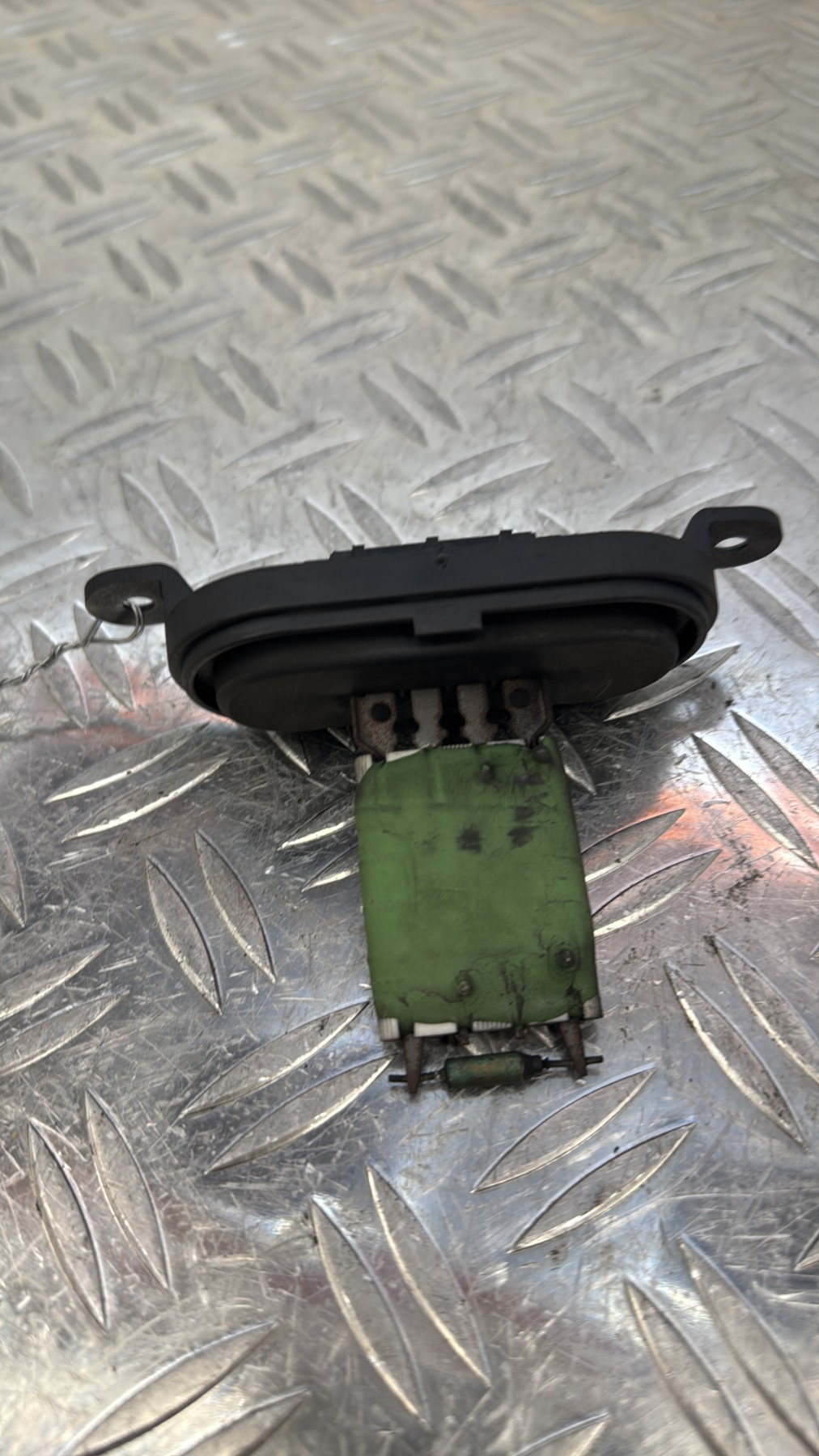 Resistance chauffage VOLKSWAGEN TRANSPORTER 5 PHASE 1 PA66GB20GF10