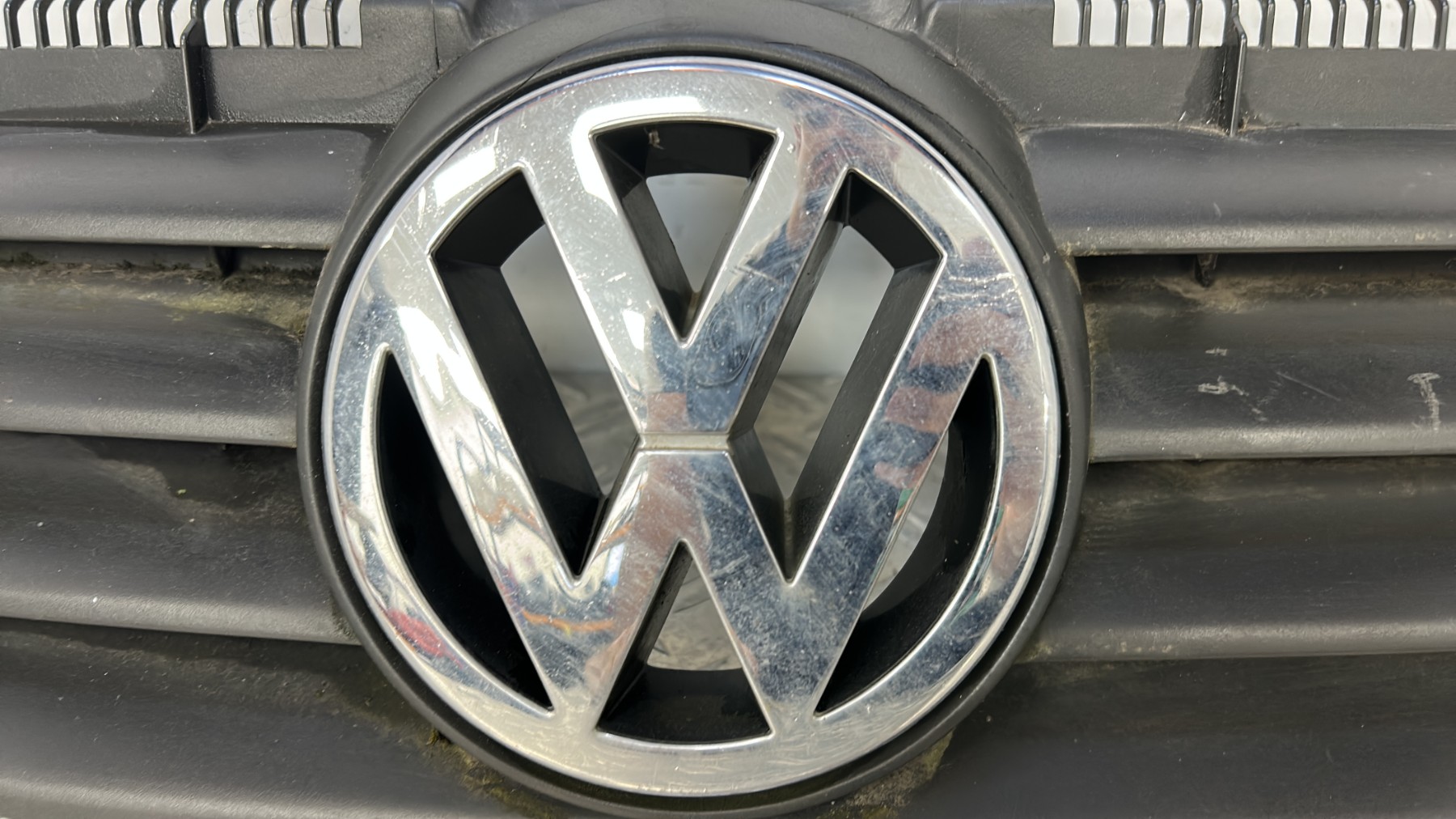 Calandre VOLKSWAGEN POLO 4 PHASE 1 6Q0853653C