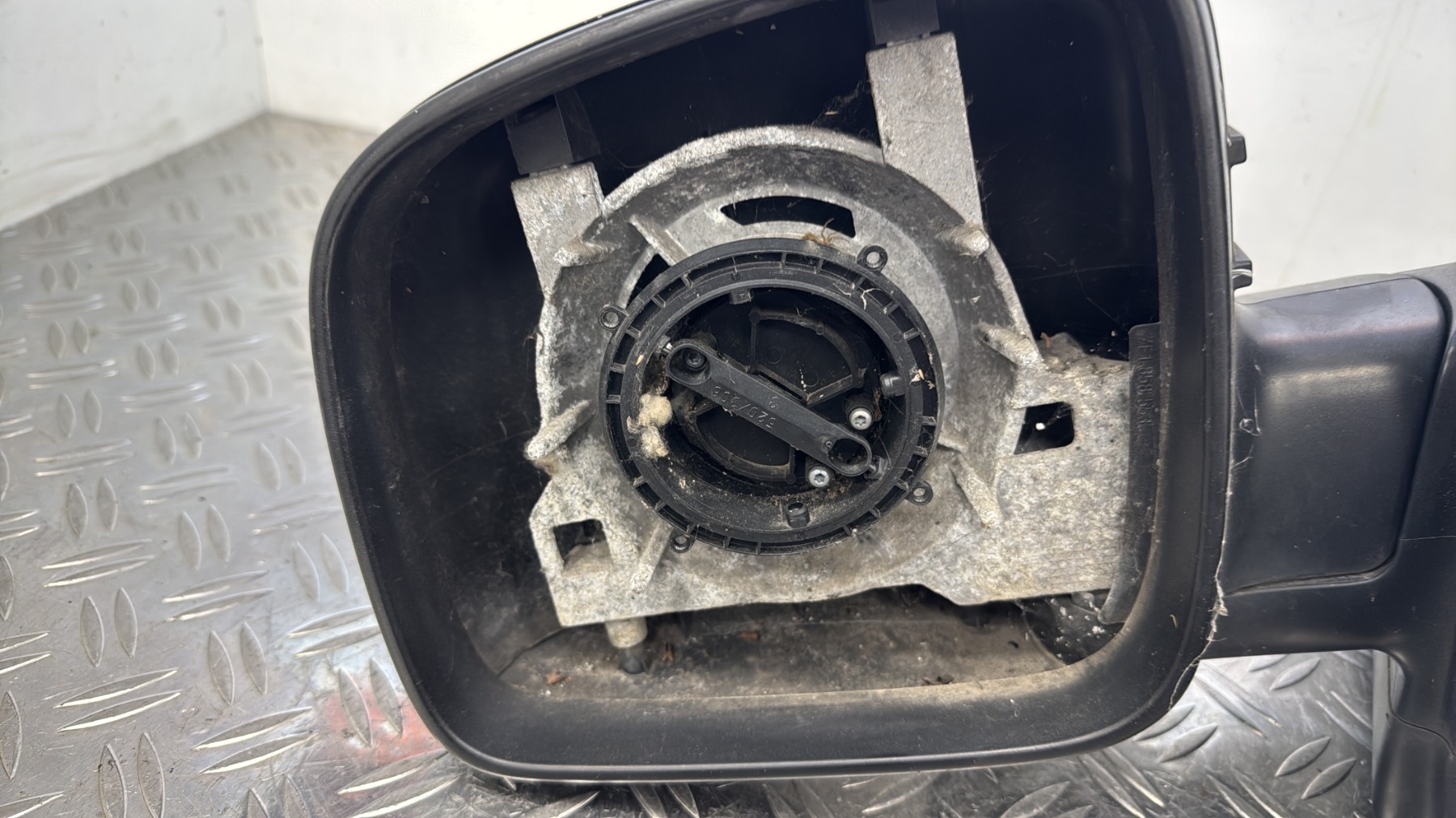 Retroviseur gauche VOLKSWAGEN TRANSPORTER 5 PHASE 1