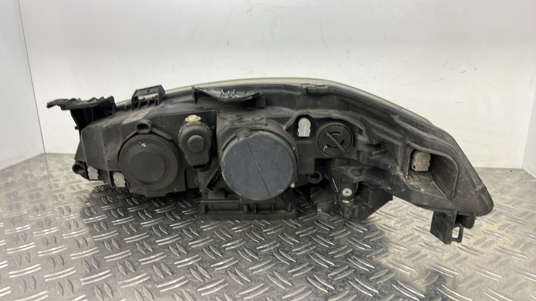 Optique avant principal droit (feux)(phare) RENAULT 8200354743