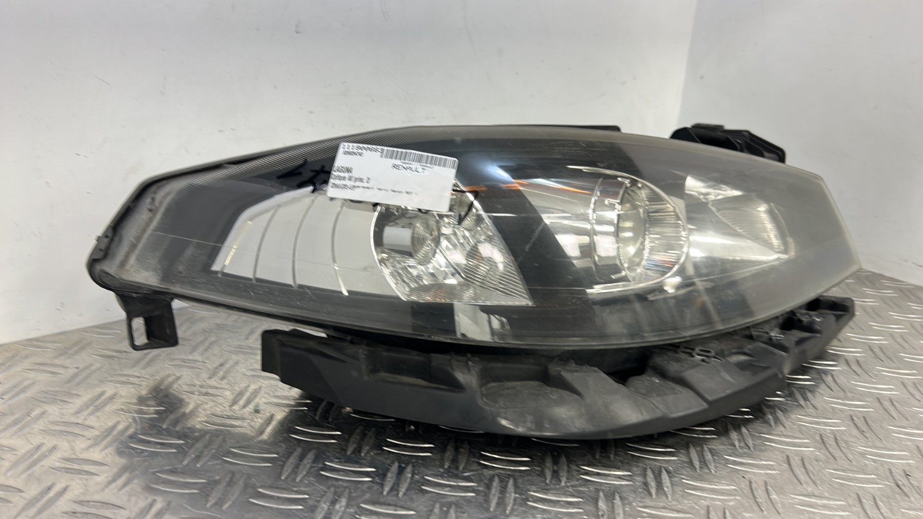 Optique avant principal droit (feux)(phare) RENAULT 8200354743
