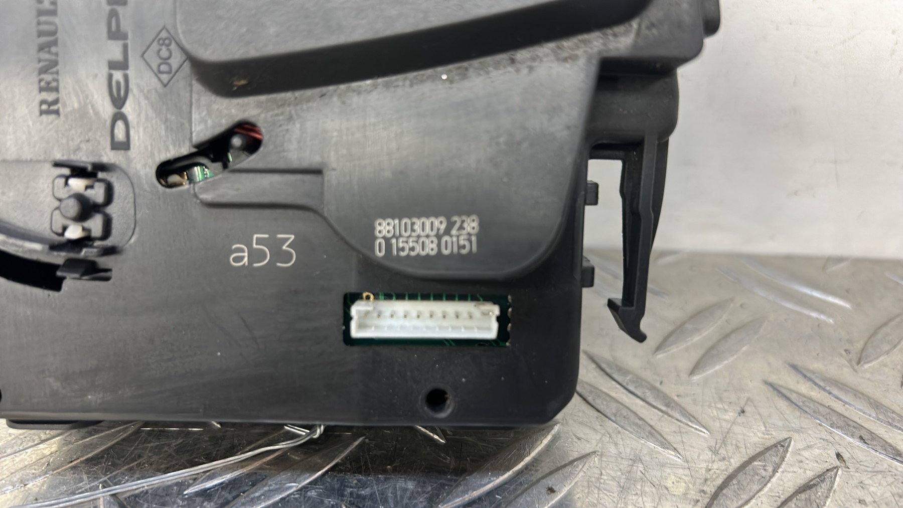 Commodo d’essuie glaces RENAULT CLIO 3 PHASE 1 88103009238