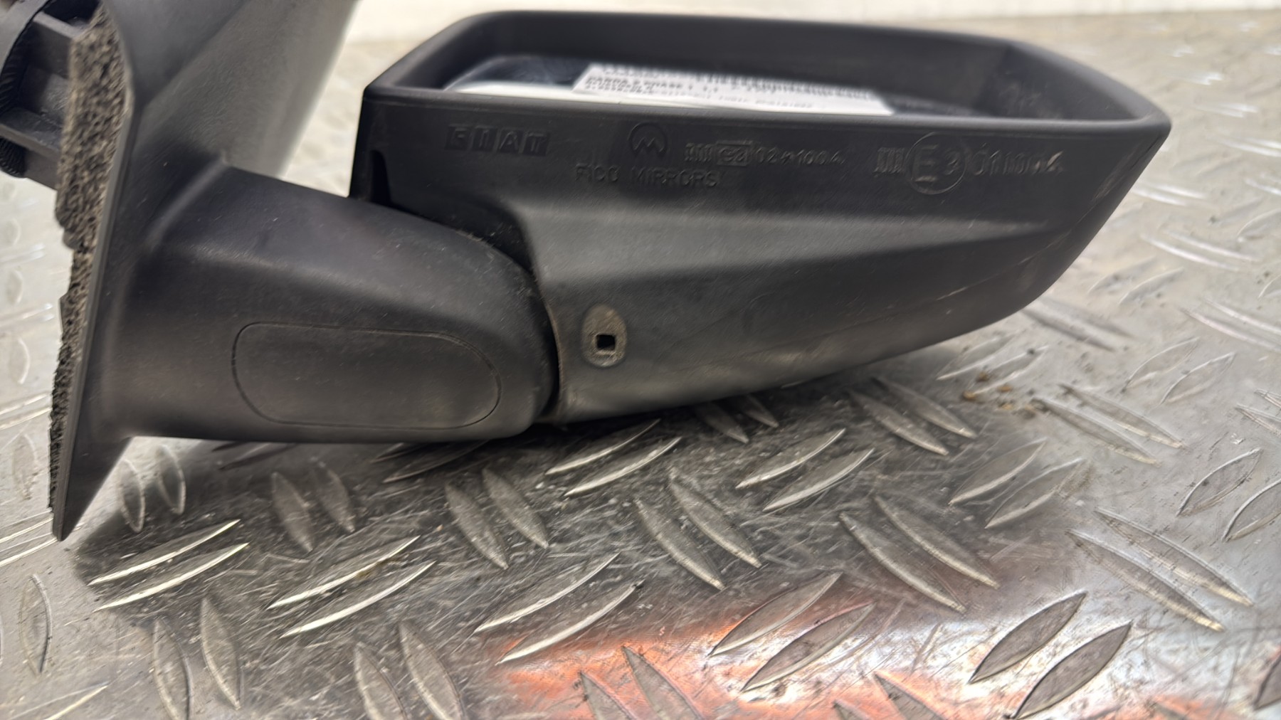 Retroviseur droit FIAT PANDA 2 PHASE 1 1704662800
