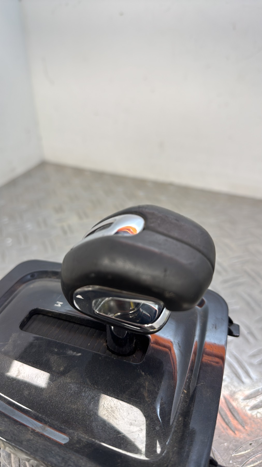 Selecteur boite de vitesse PEUGEOT 3008 1 PHASE 1 9677813280