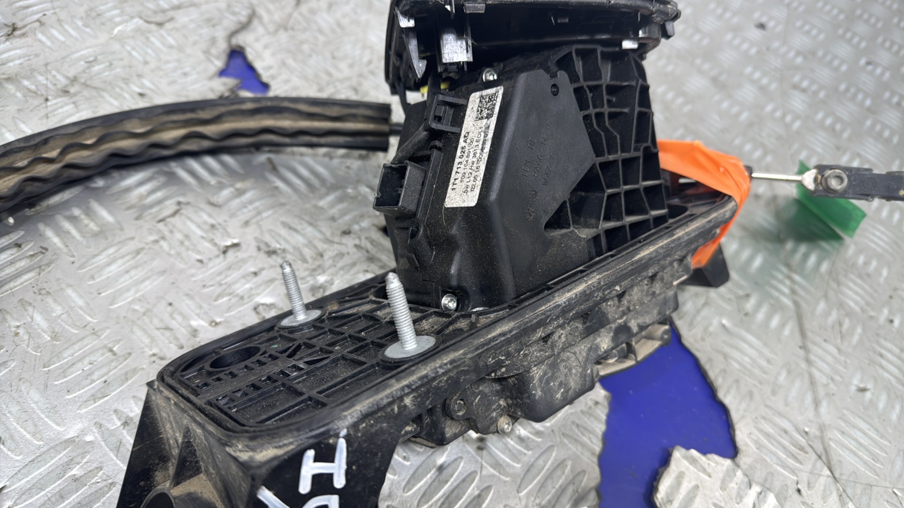 Tringlerie boite VOLKSWAGEN CADDY 3 PHASE 1 1T1713025AQ