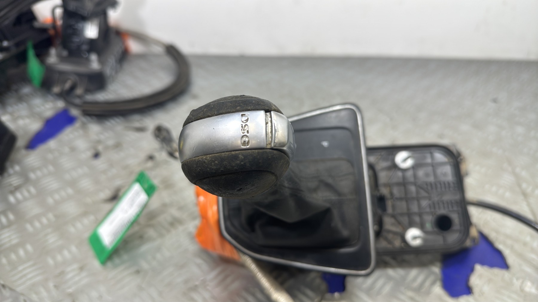 Tringlerie boite VOLKSWAGEN CADDY 3 PHASE 1 1T1713025AQ