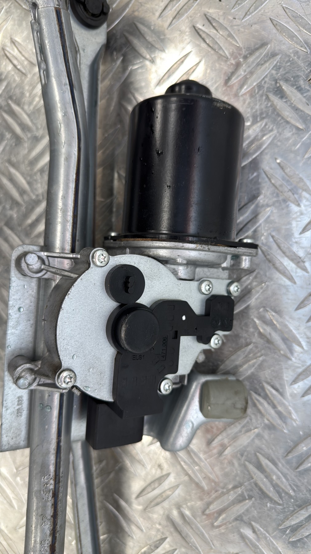 Moteur essuie glace avant BMW SERIE 1 E87 PHASE 2 719296301