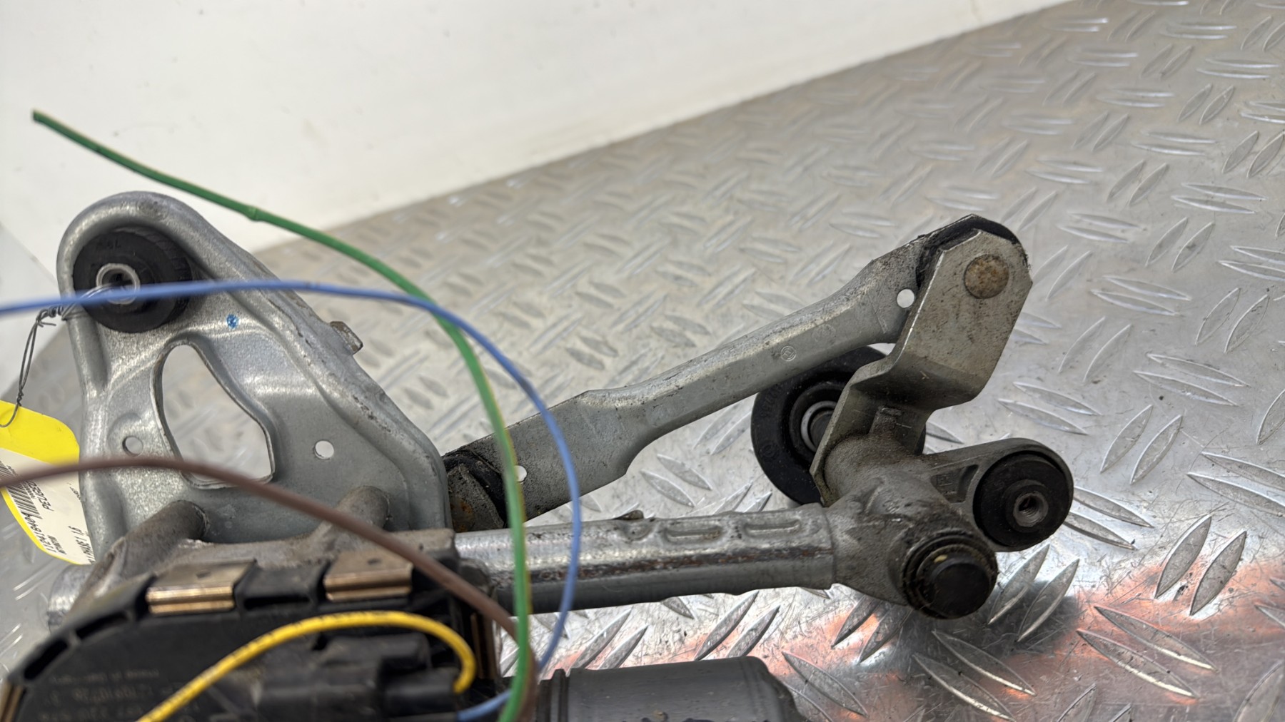 Moteur essuie glace avant PEUGEOT 5008 1 PHASE 1 9671062180