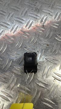 Interrupteur de leve vitre avant droit RENAULT CLIO 4 PHASE 2 254218614R