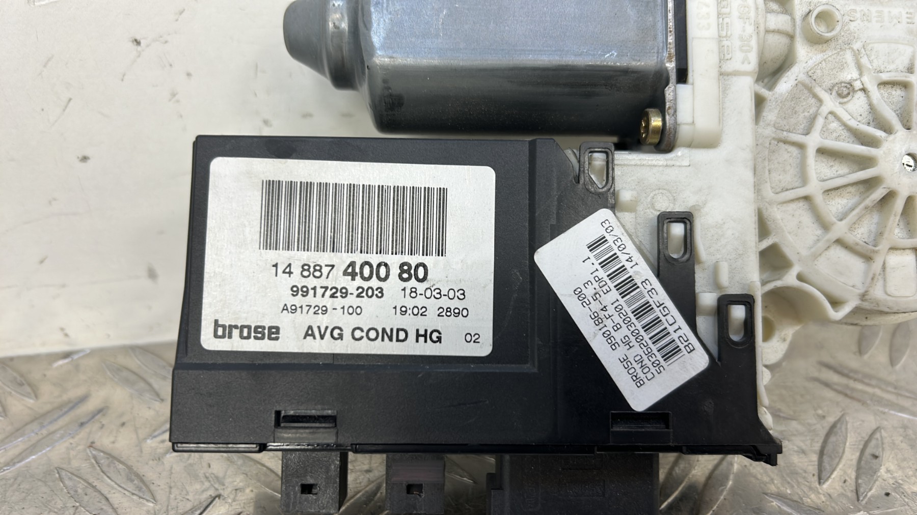 Moteur leve vitre avant gauche CITROEN C8 991729203