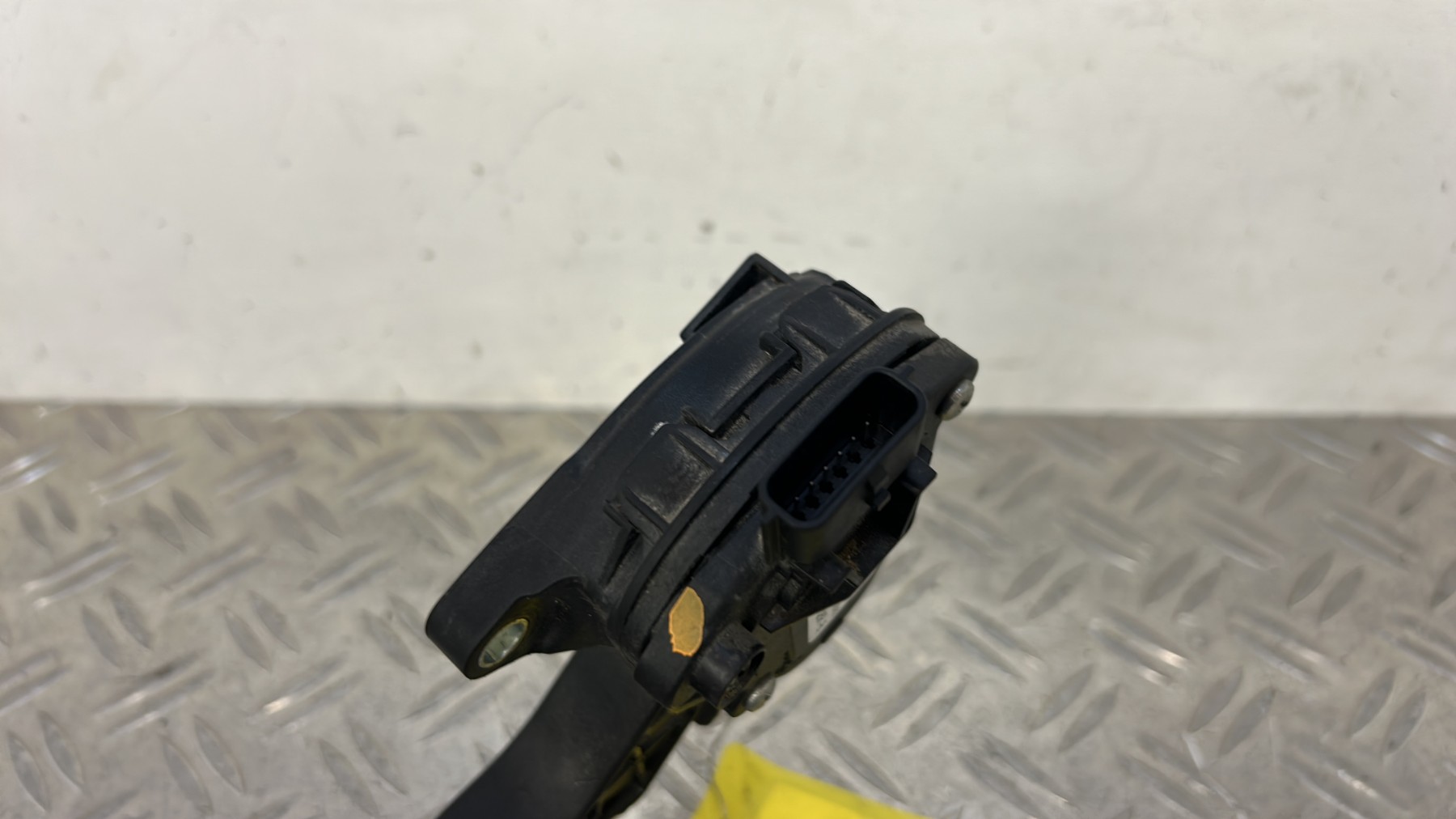 Potentiometre de pedale de gaz d’accelerateur RENAULT MASTER 3 180101626R