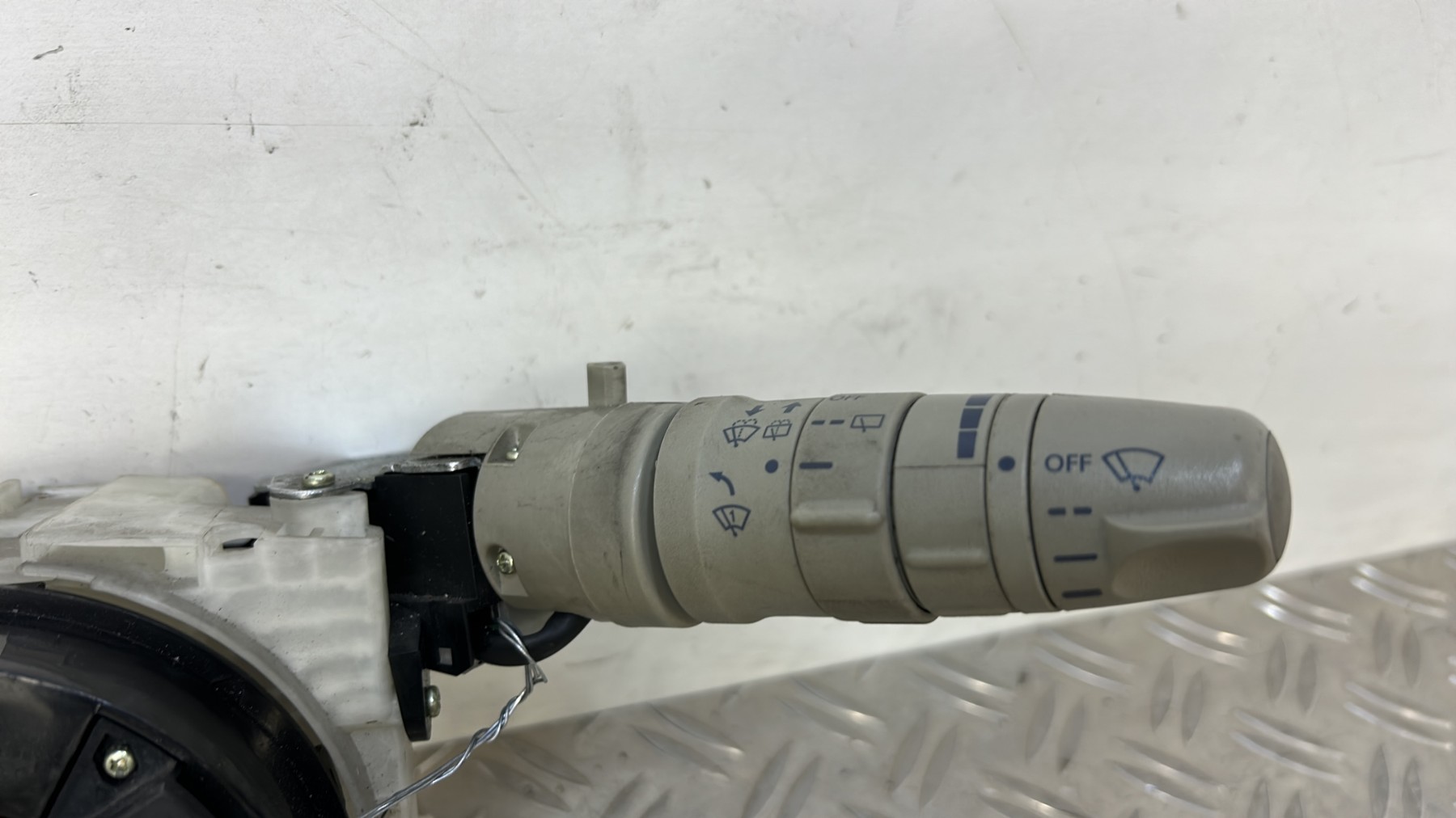 Com (Bloc Contacteur Tournant+Commodo Essuie Glace+Commodo Phare) NISSAN MICRA 2 PHASE 2 25560BC60C