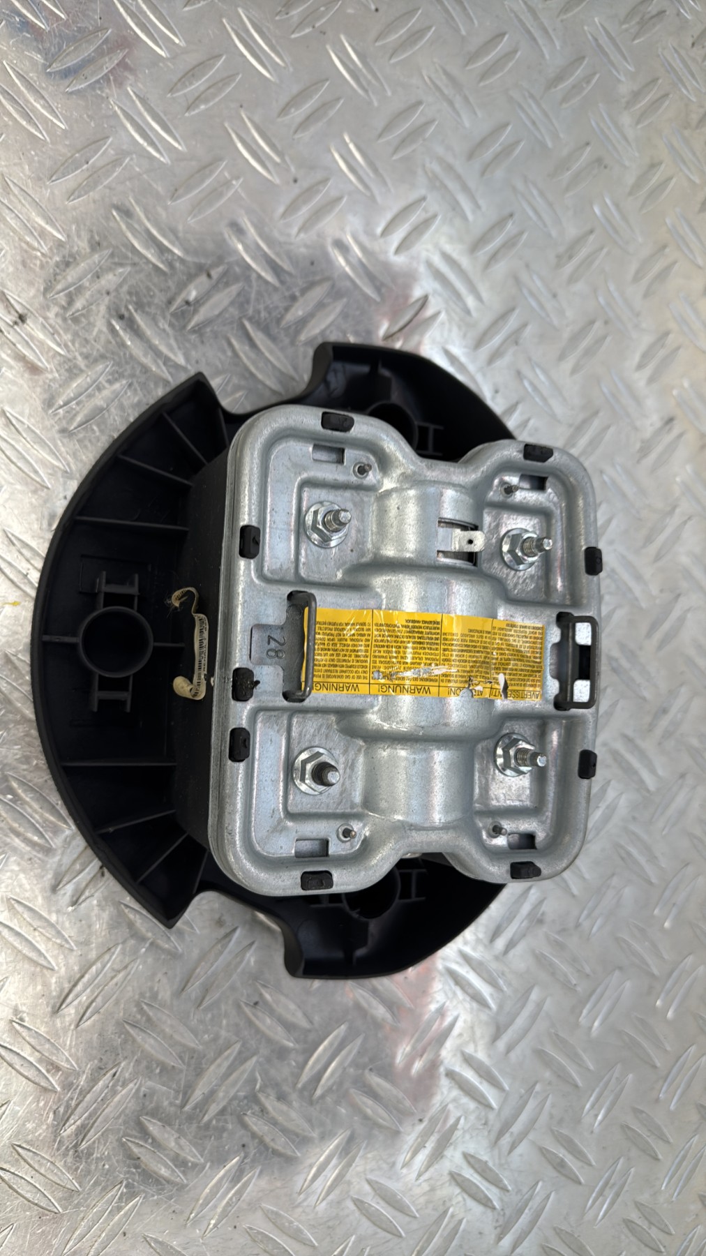 Air bag conducteur RENAULT CLIO 3 PHASE 1 8200677496