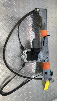 Moteur leve vitre avant droit RENAULT CLIO 3 PHASE 2 400857D