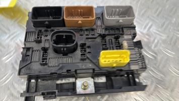 Boitier servitude moteur (BSM) PEUGEOT 207 PHASE 1 9661708280