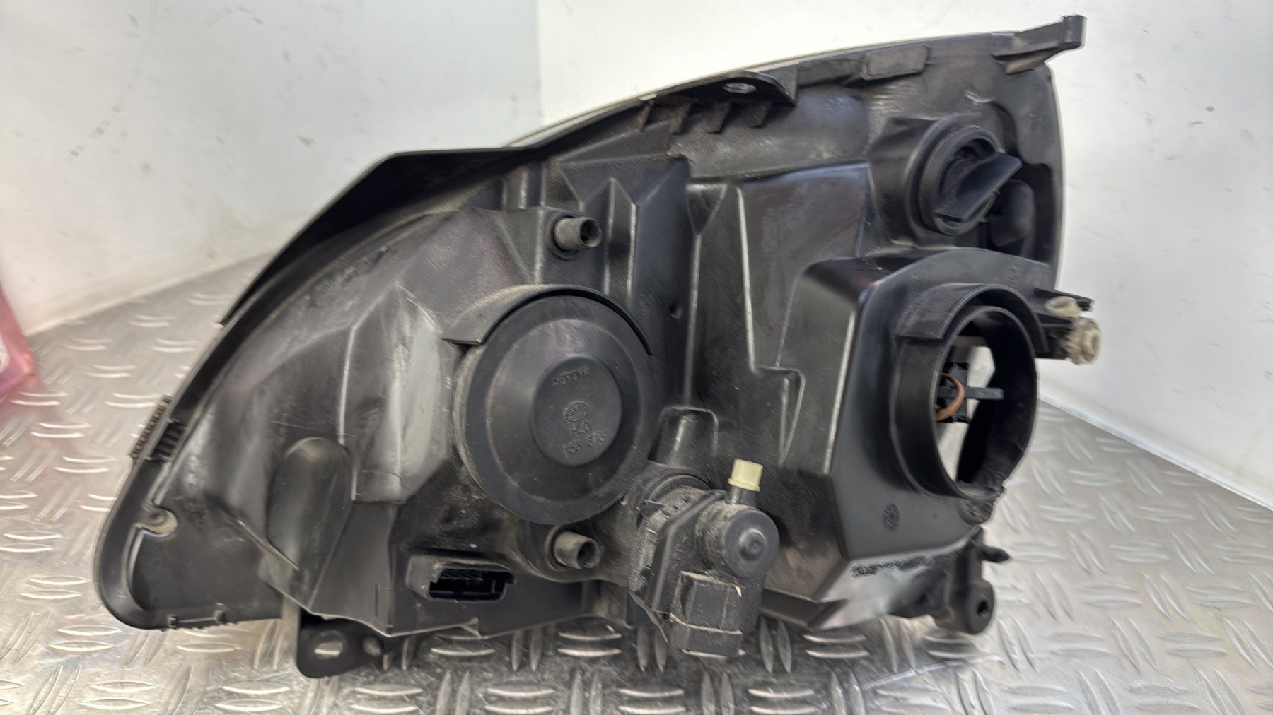 Optique avant principal droit (feux)(phare) RENAULT CLIO 2 PHASE 2 15601800RE