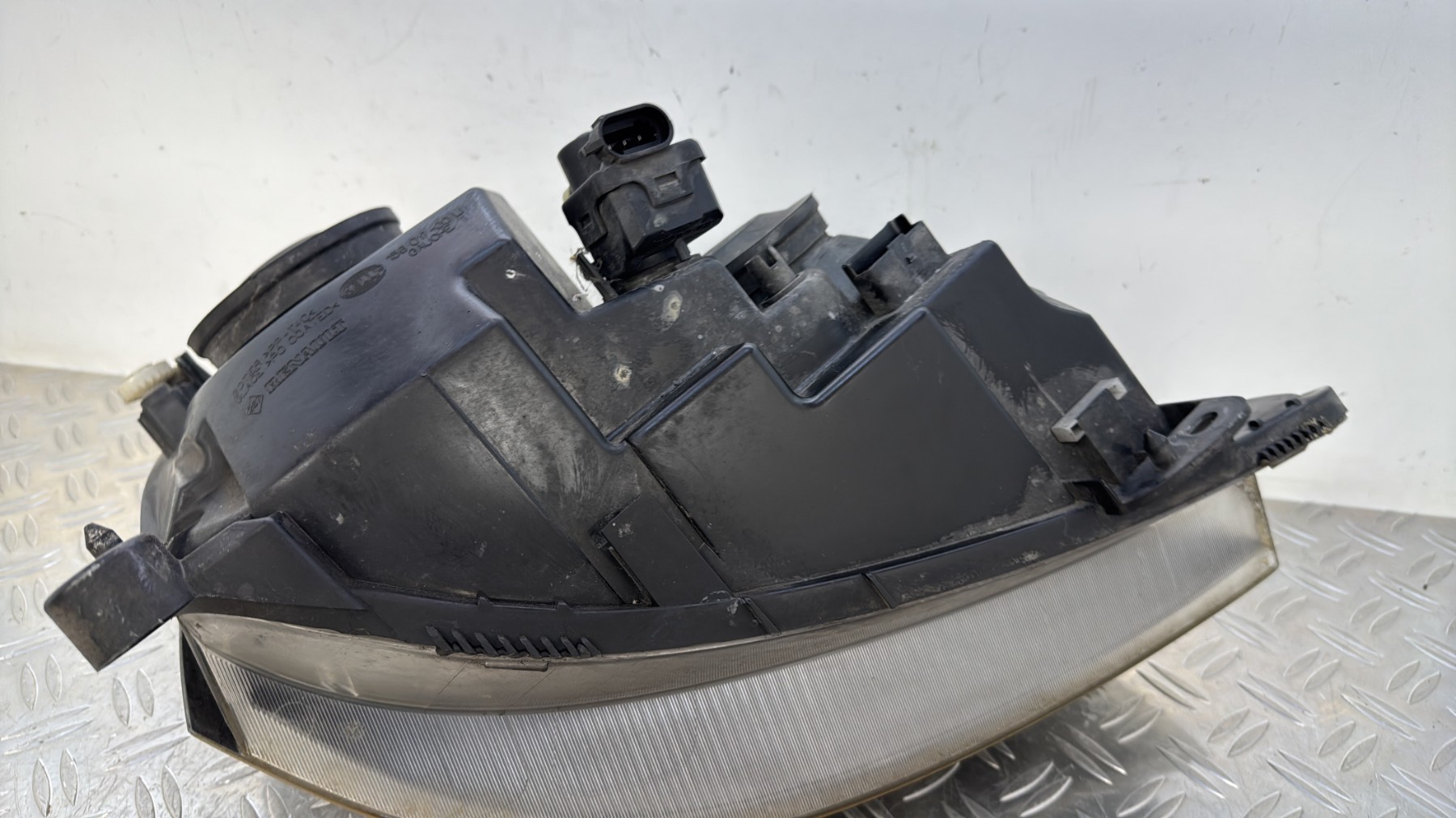 Optique avant principal gauche (feux)(phare) RENAULT CLIO 2 PHASE 2 15601700LI