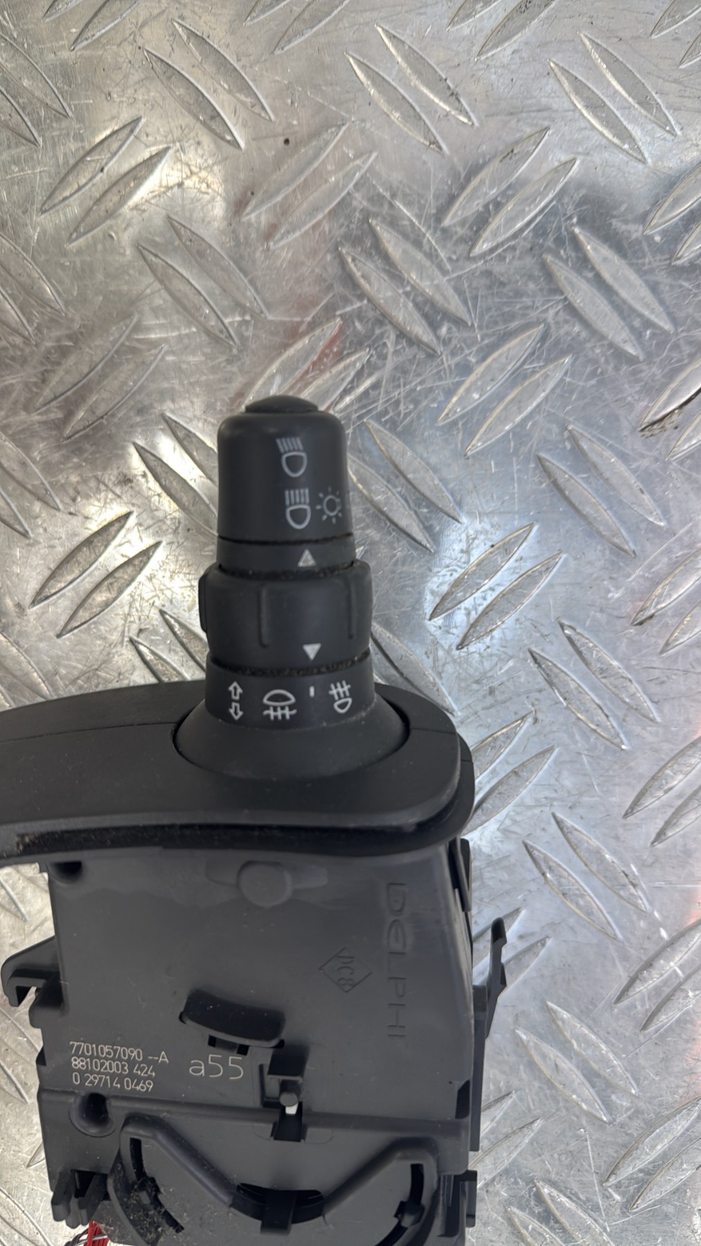 Commodo phare RENAULT KANGOO 2 PHASE 1 88103008