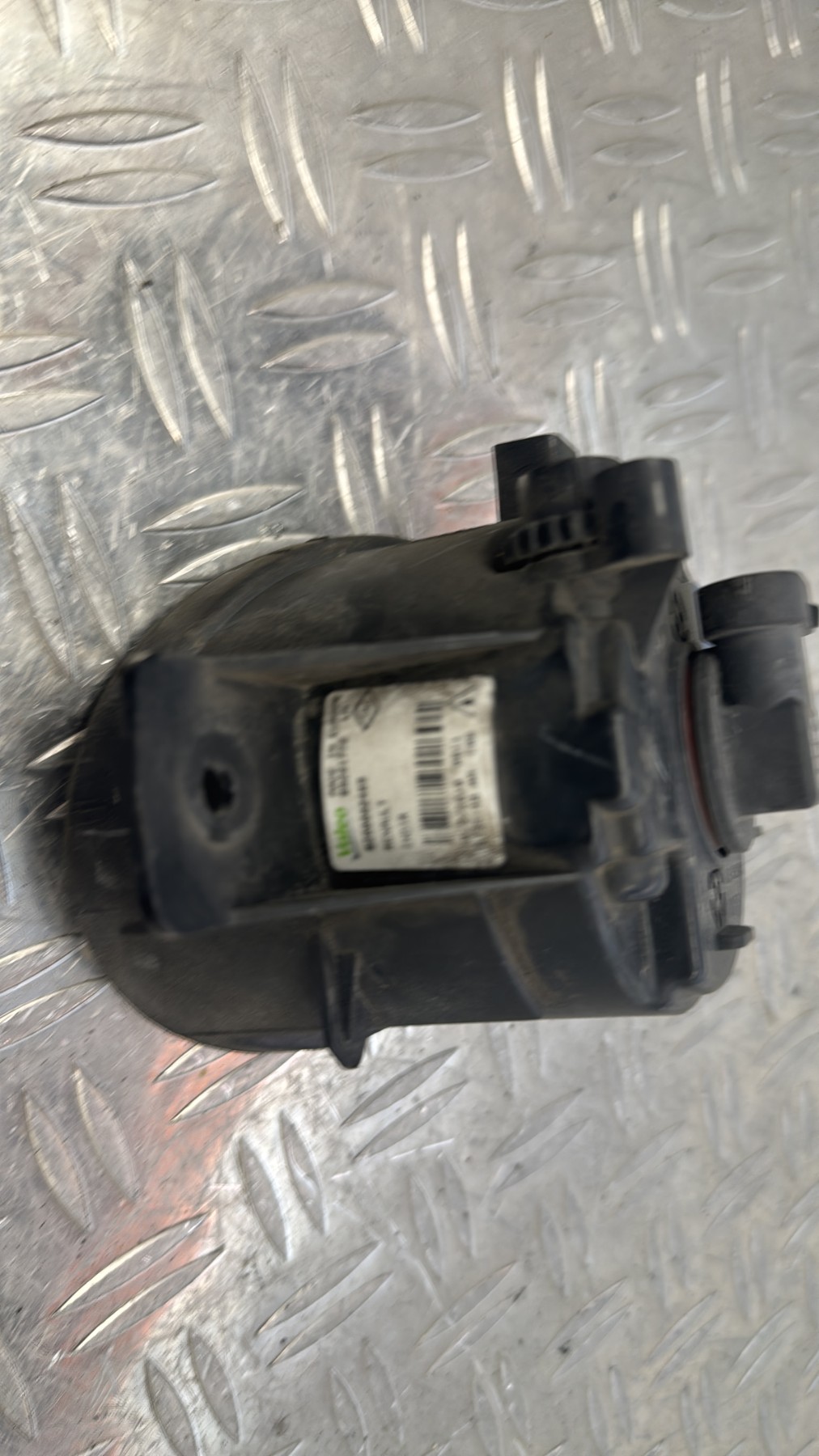 Anti brouillard gauche (feux) RENAULT CLIO 3 PHASE 2 8200002469