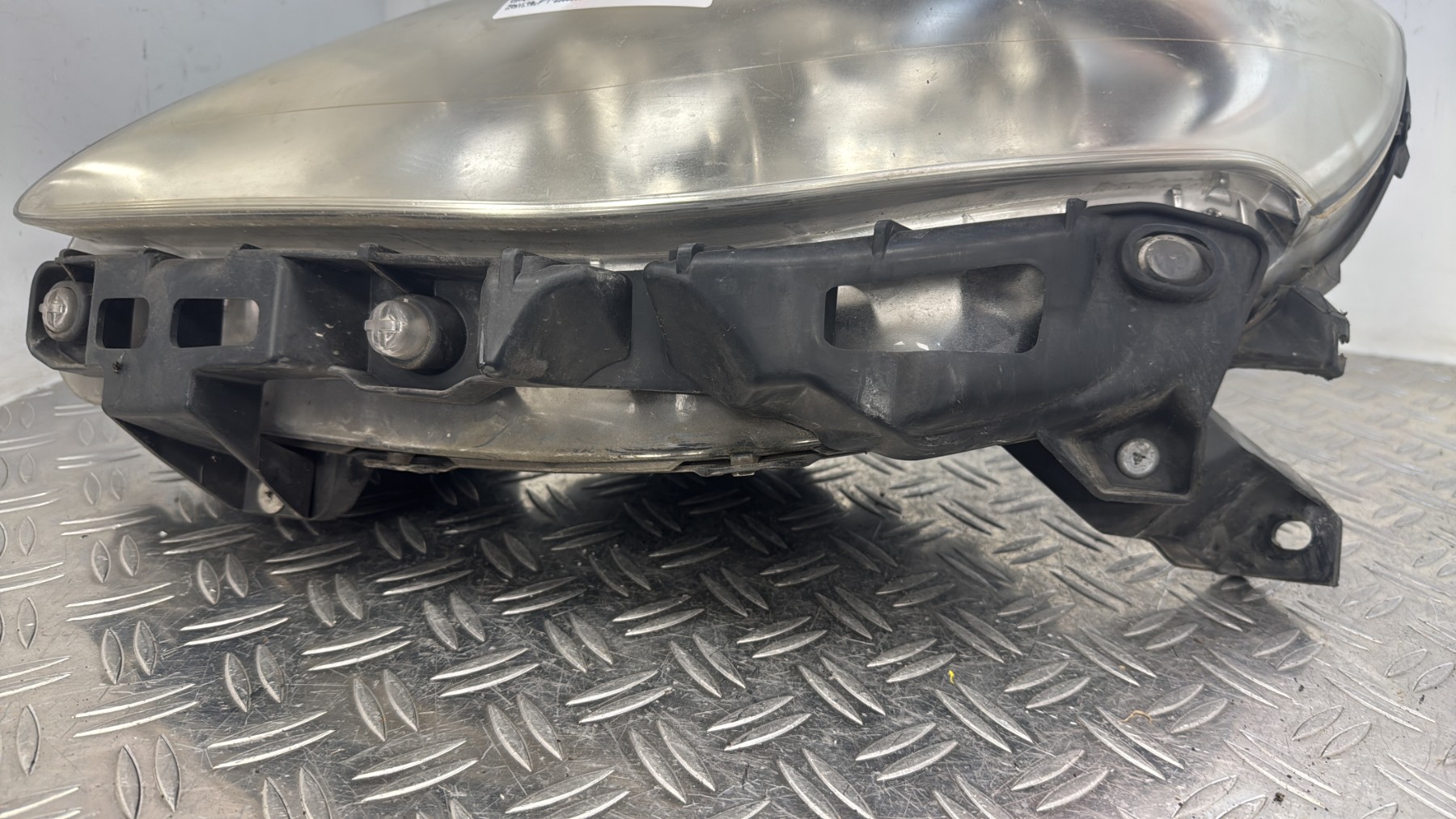 Optique avant principal gauche (feux)(phare) RENAULT CLIO 3 PHASE 2 8200892493