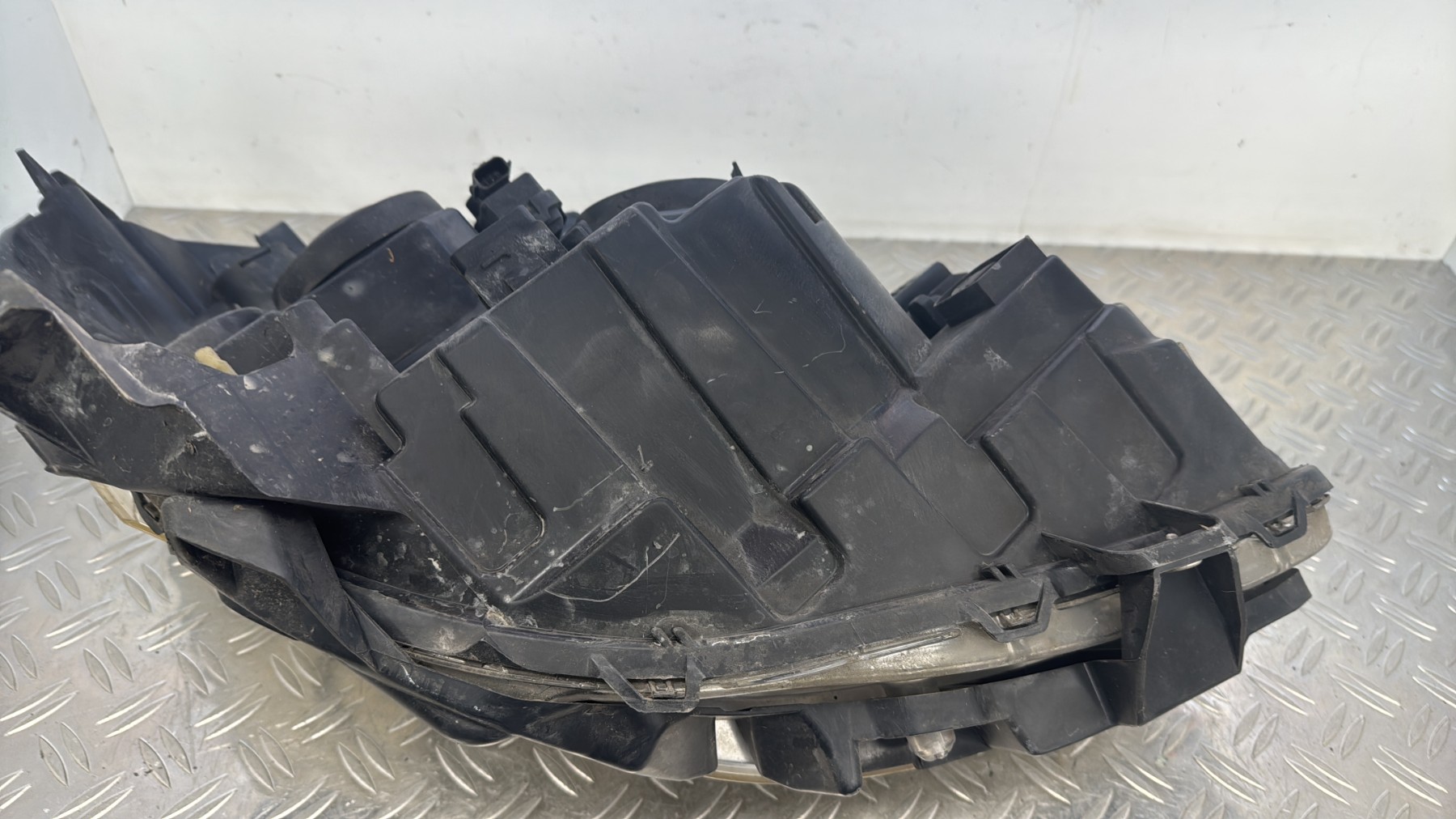 Optique avant principal gauche (feux)(phare) RENAULT CLIO 3 PHASE 2 8200892493