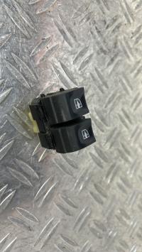 Interrupteur de leve vitre avant gauche RENAULT CLIO 4 PHASE 2 254118044R