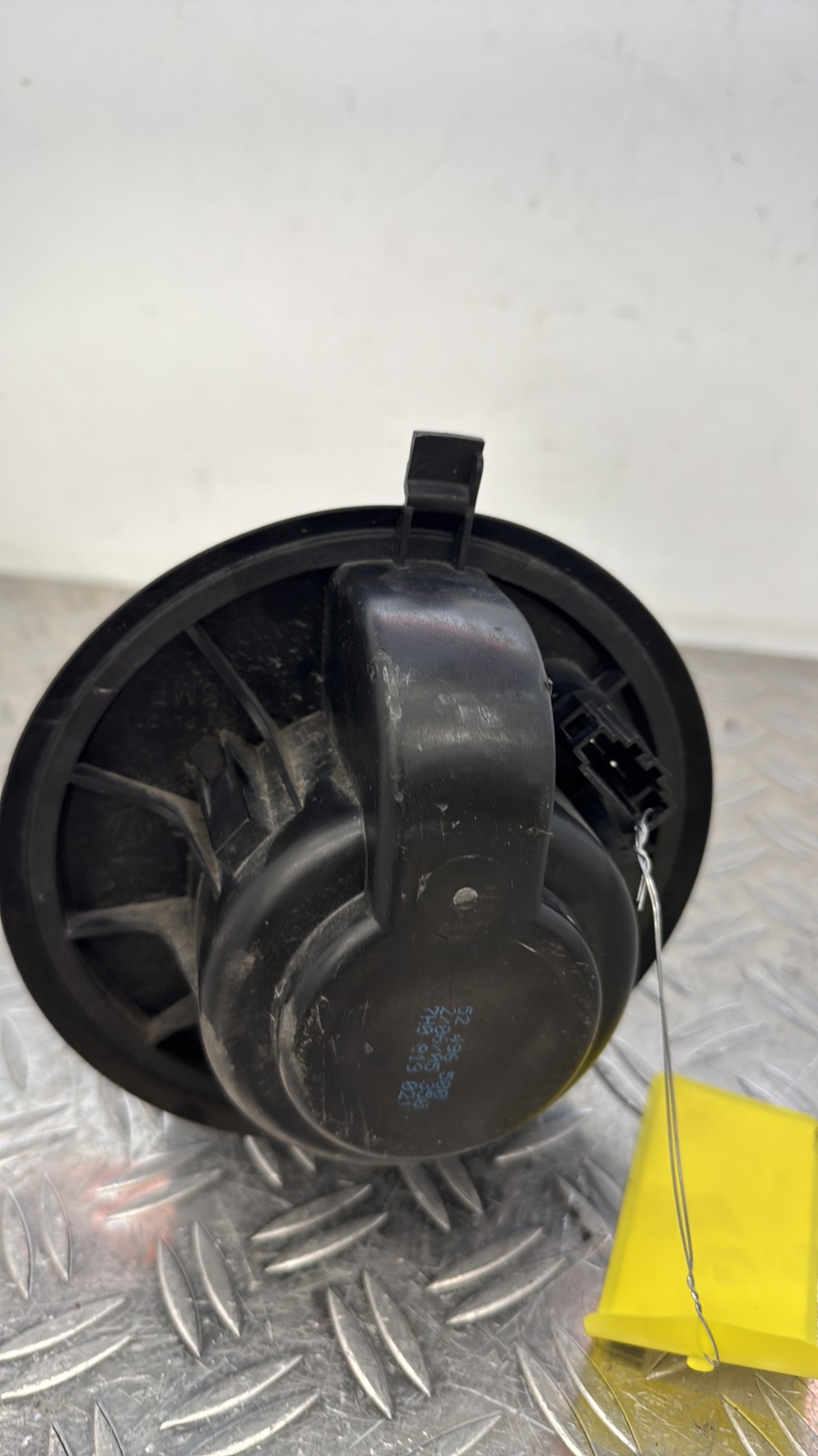 Pulseur d’air VOLKSWAGEN TRANSPORTER 5 PHASE 1 7H0819021