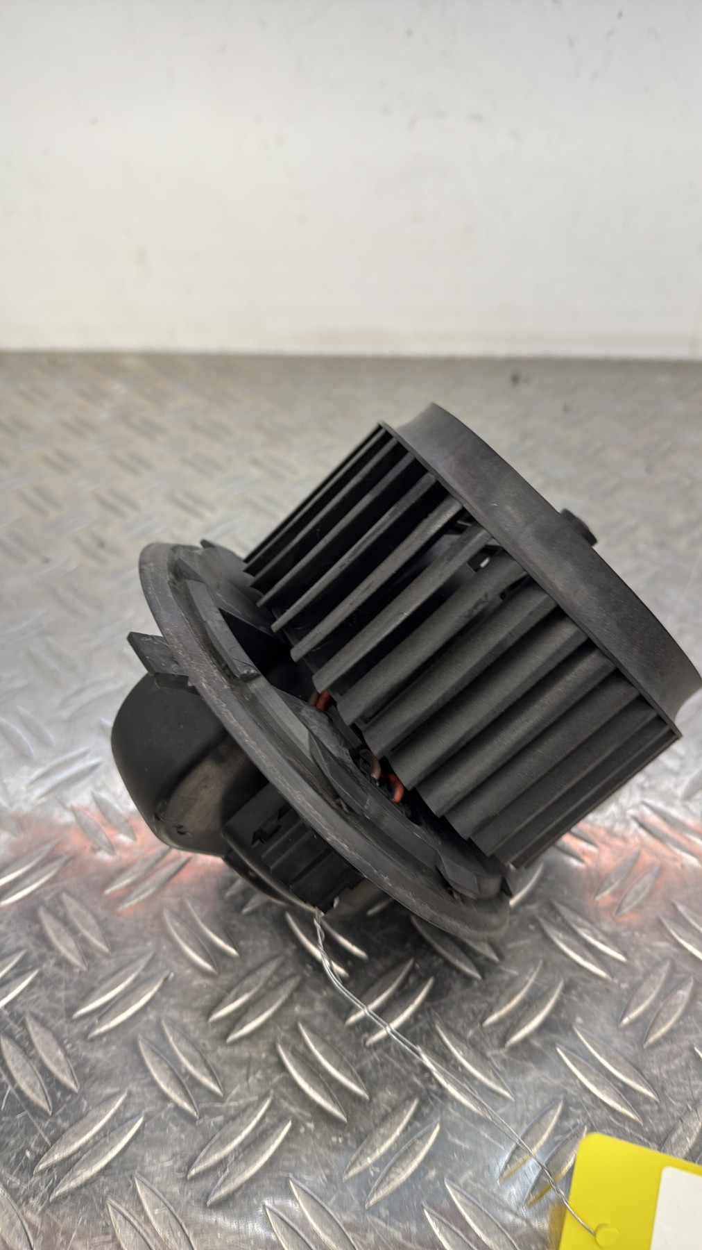 Pulseur d’air VOLKSWAGEN TRANSPORTER 5 PHASE 1 7H0819021