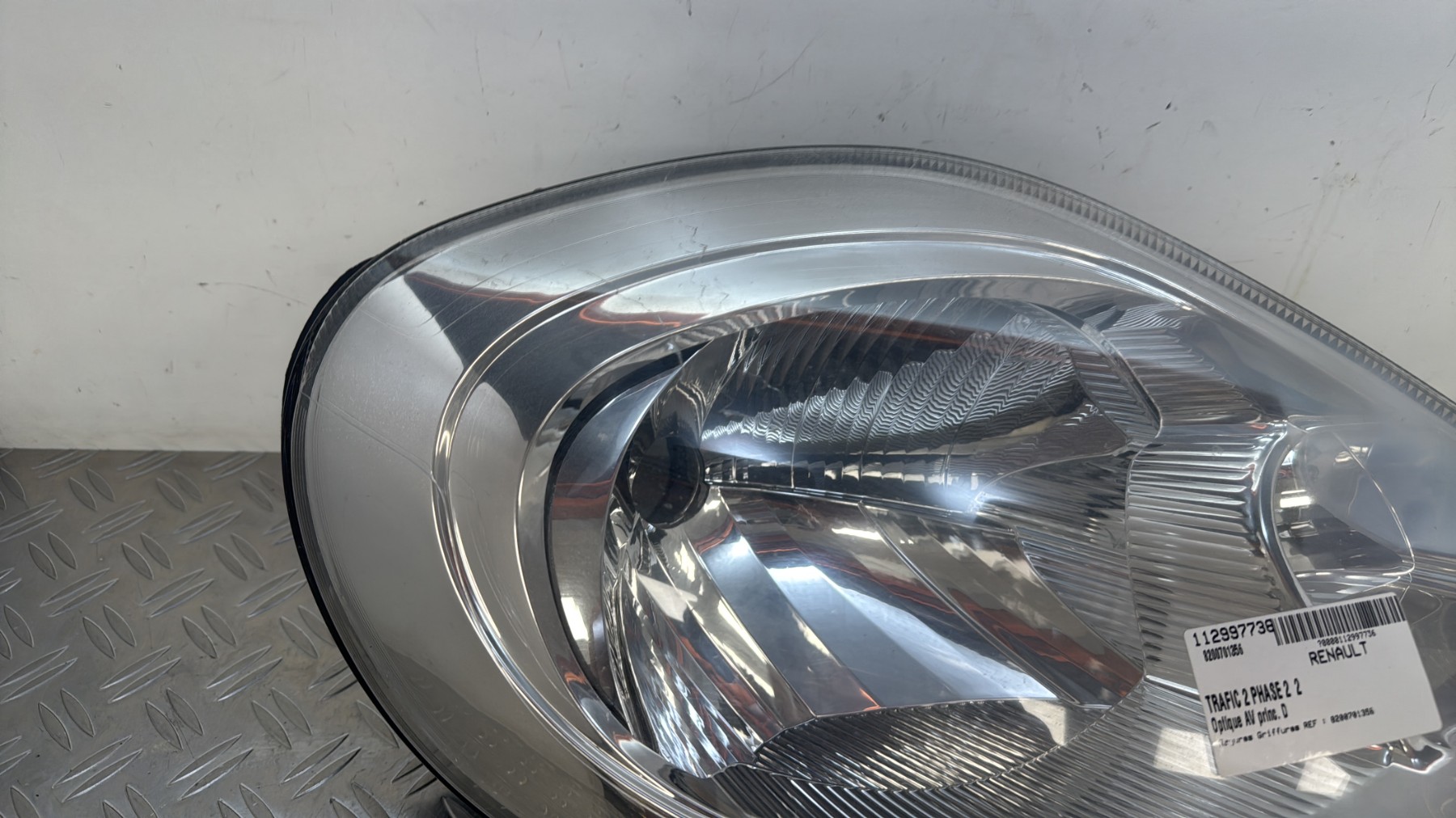 Optique avant principal droit (feux)(phare) RENAULT TRAFIC 2 PHASE 2 8200701356