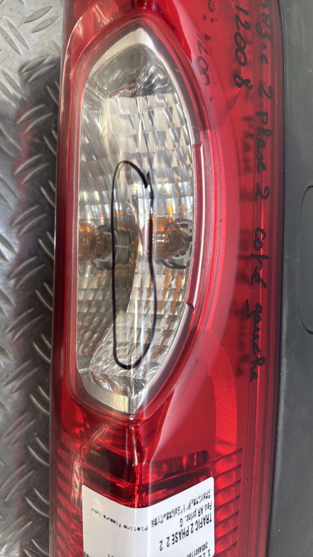 Feu arriere principal gauche (feux) RENAULT TRAFIC 2 PHASE 2 265A60118R