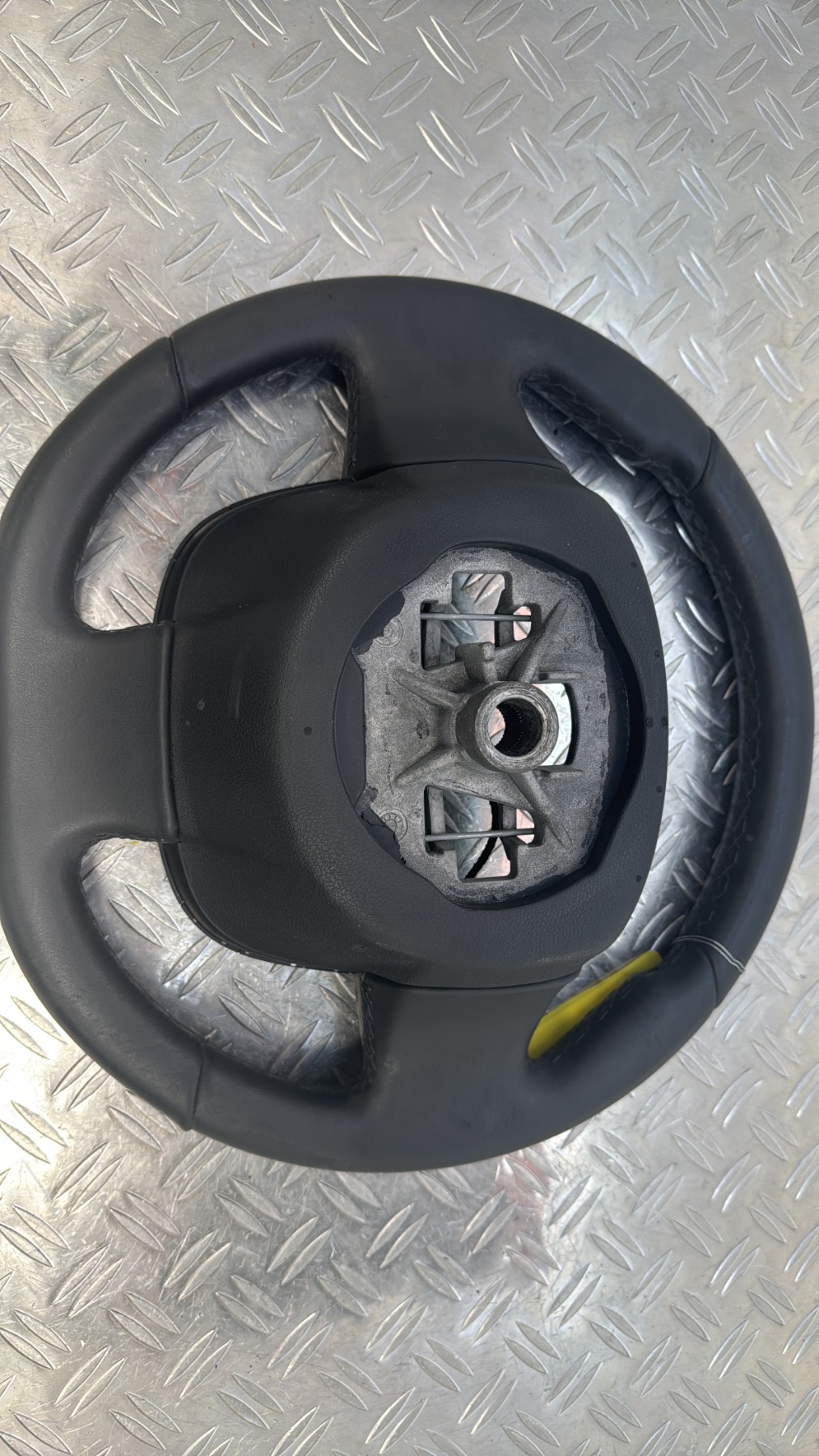 Volant PEUGEOT 508 1 PHASE 2 96780476ZE