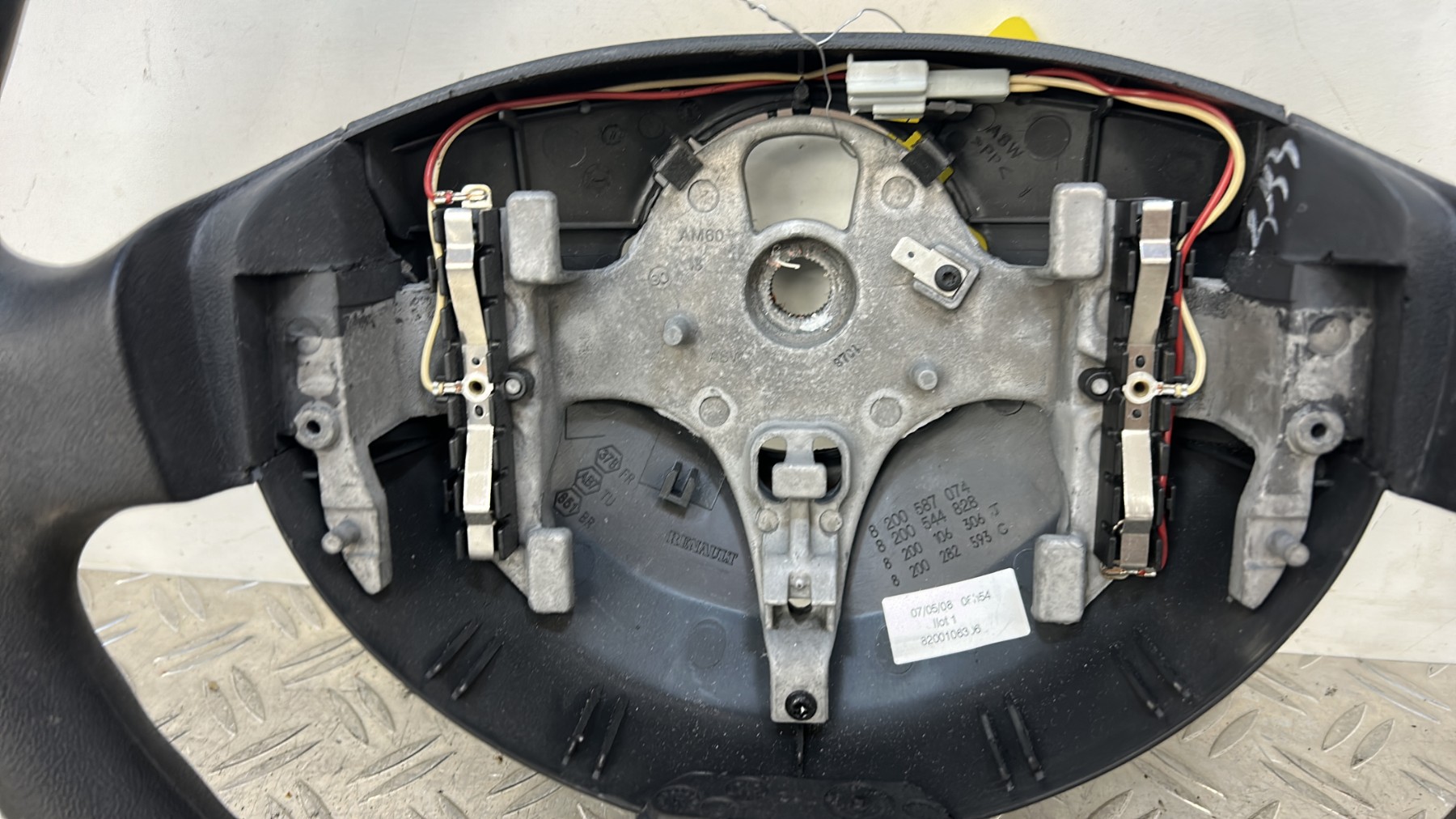 Volant RENAULT MEGANE 2 PHASE 2 8200587074