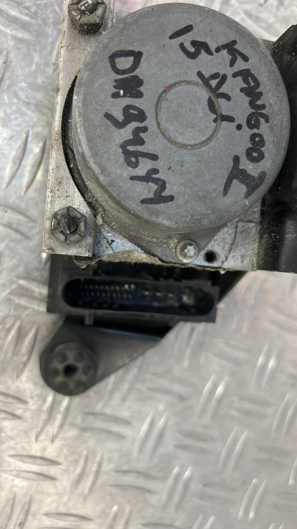 Bloc ABS (freins anti-blocage) RENAULT KANGOO 1 PHASE 2 8200955226