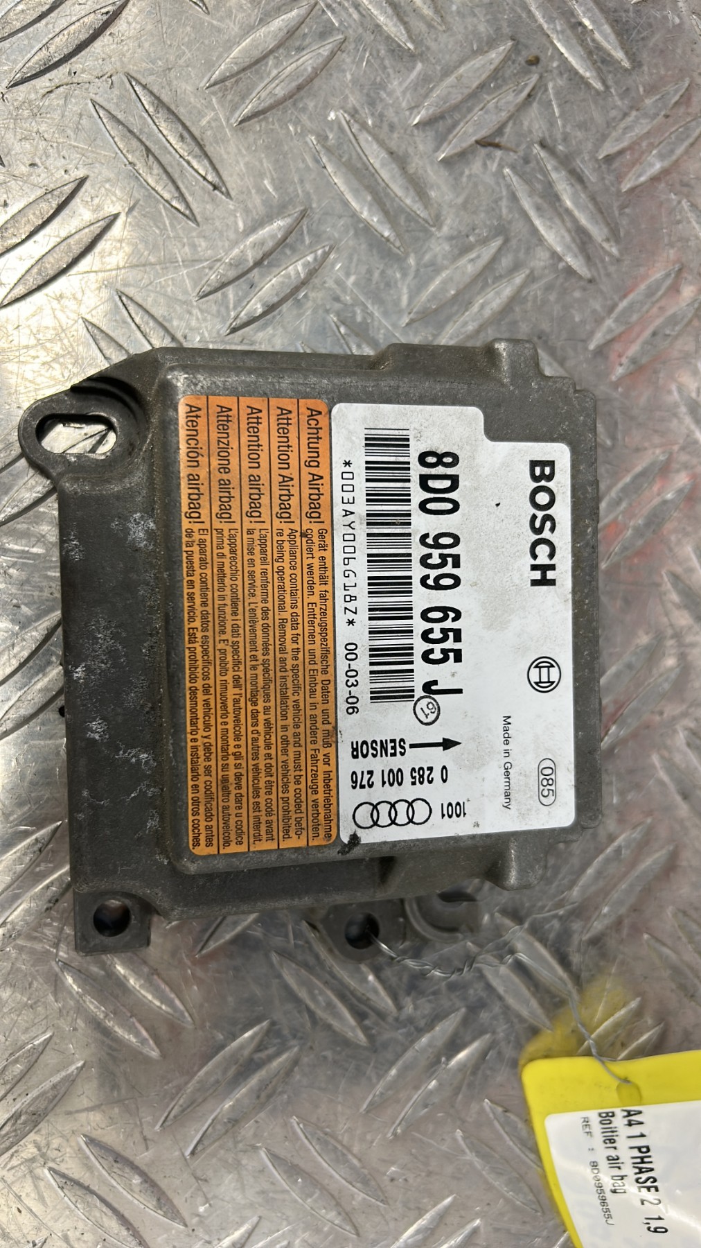 Boitier air bag AUDI A4 1 PHASE 2