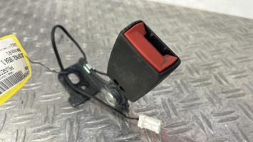 Attache ceinture arriere gauche PEUGEOT 308 2 SW PHASE 1 BREAK 98002028XX