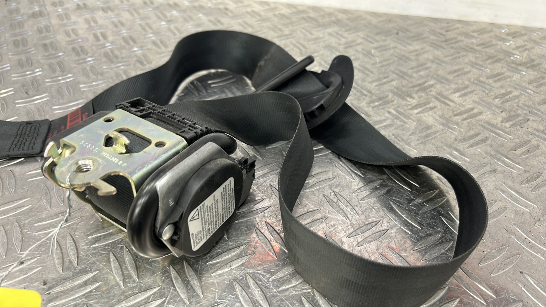 Ceinture avant gauche PEUGEOT 308 2 SW PHASE 1 BREAK 96776842XX